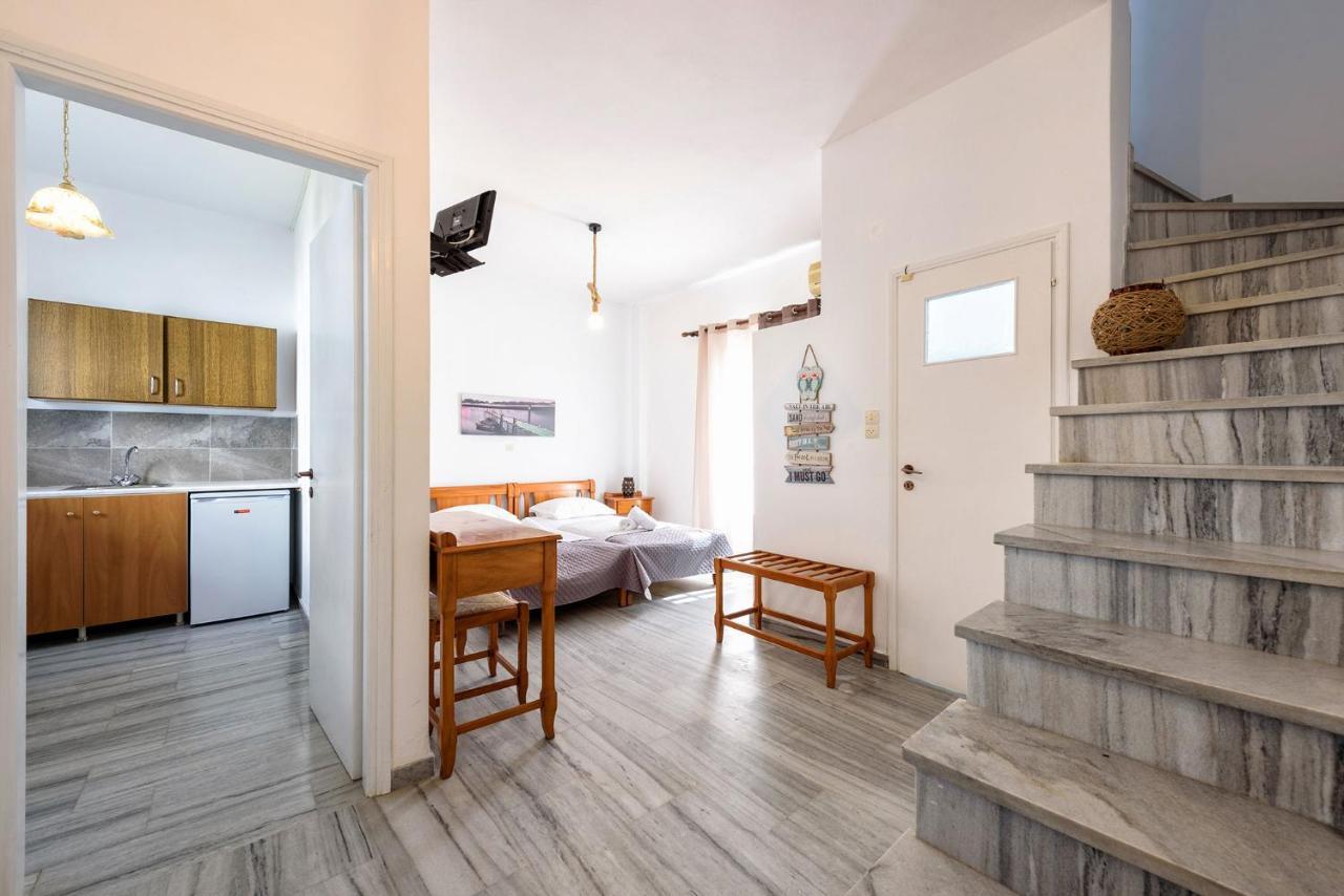 Astoria Apartments Páros Eksteriør billede
