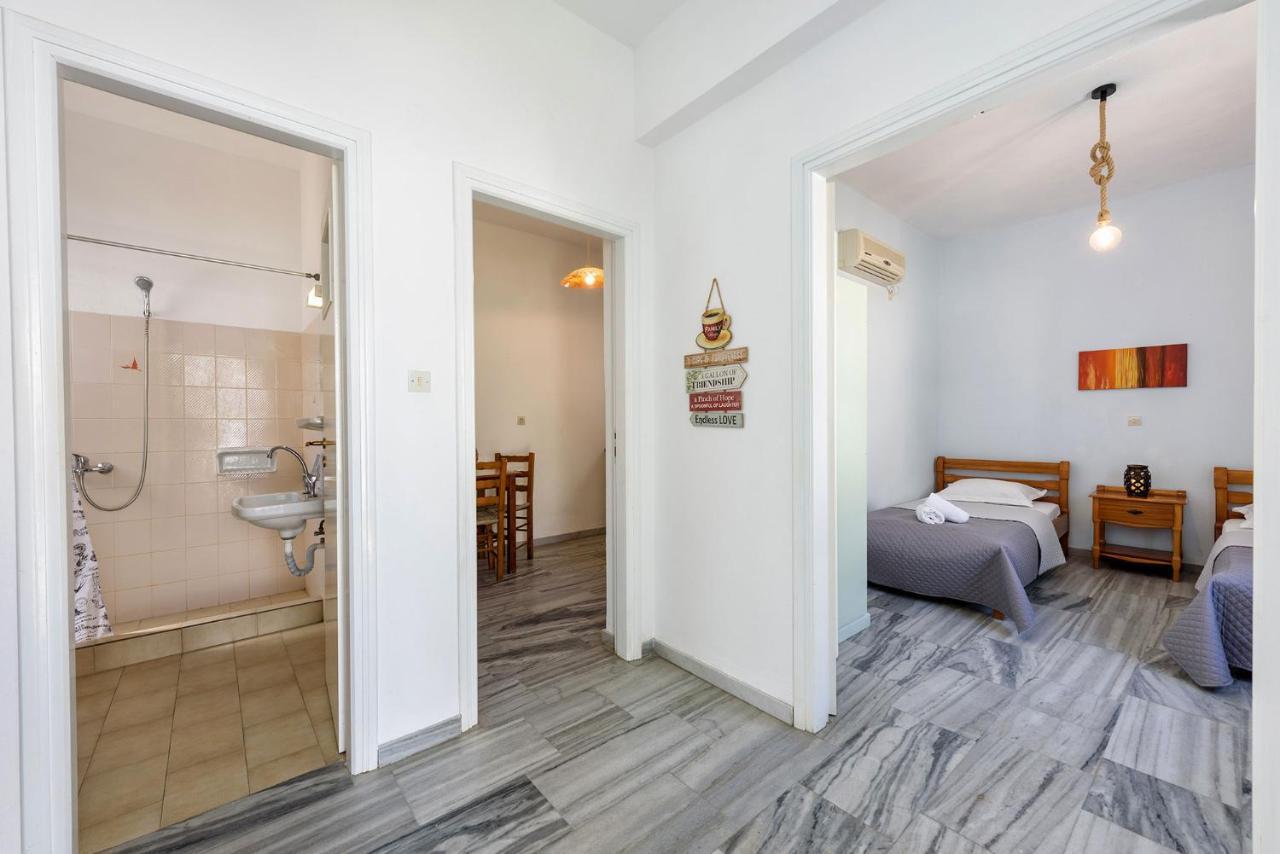 Astoria Apartments Páros Eksteriør billede