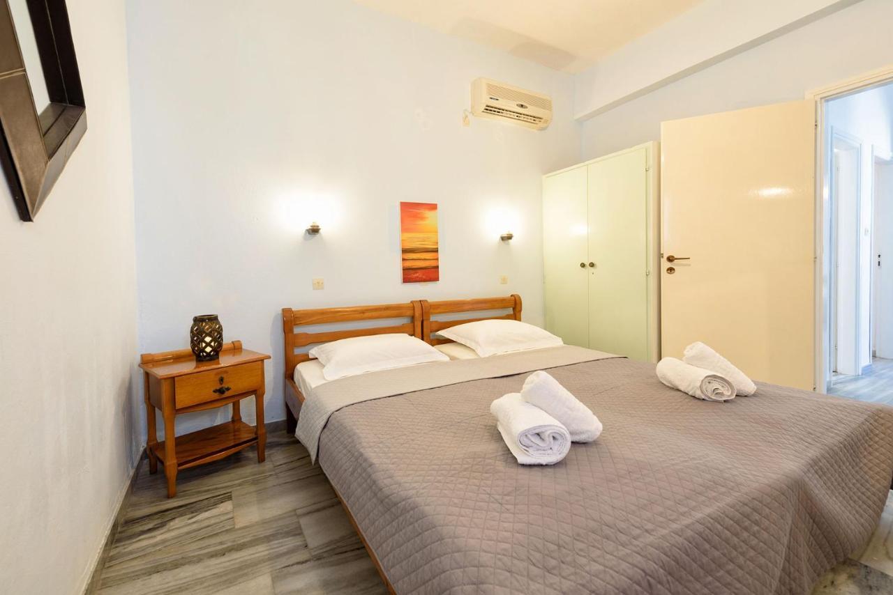 Astoria Apartments Páros Eksteriør billede