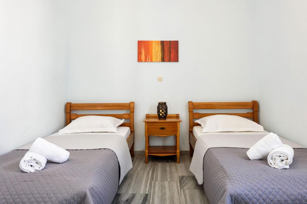 Astoria Apartments Páros Eksteriør billede
